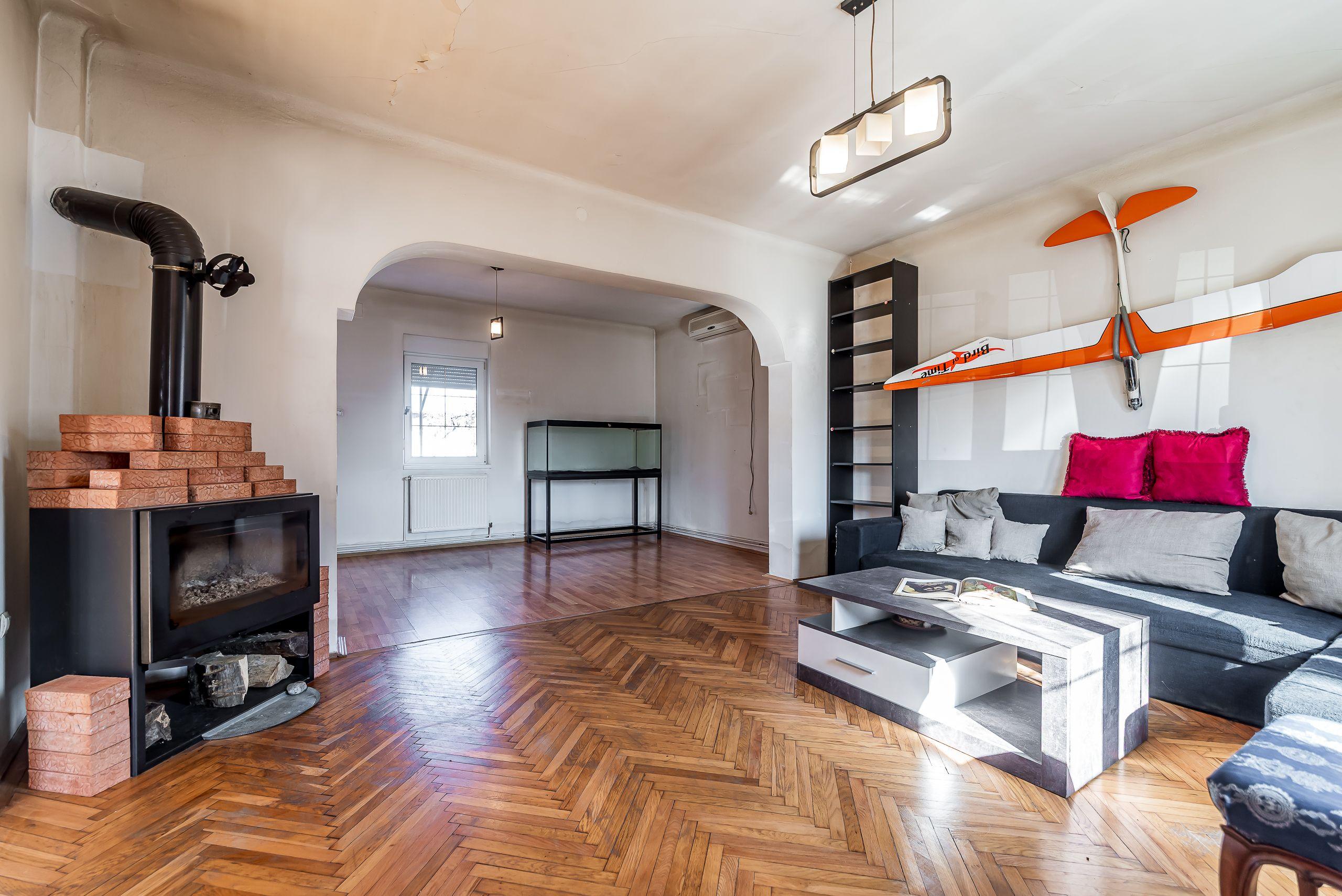 Casa ideală pentru familie: școală la 3 min + anexă pentru bunici - 5