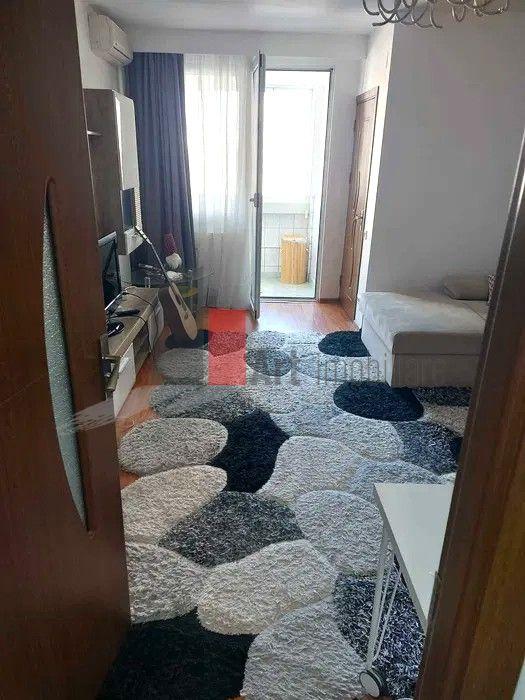 Gars. 31 mp, et 9/10, bloc reabilitat, instalații refăcute, mobilată și utilată - 5