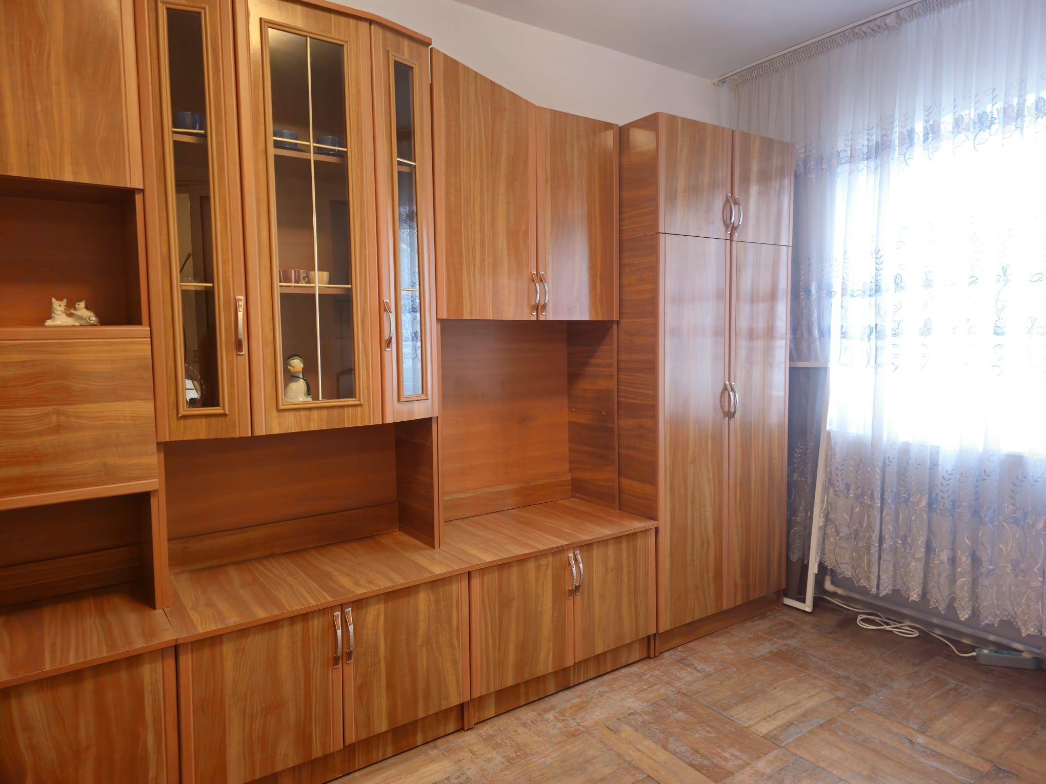 De inchiriat - garsoniera Micro 38, N-uri, 220 euro - 1