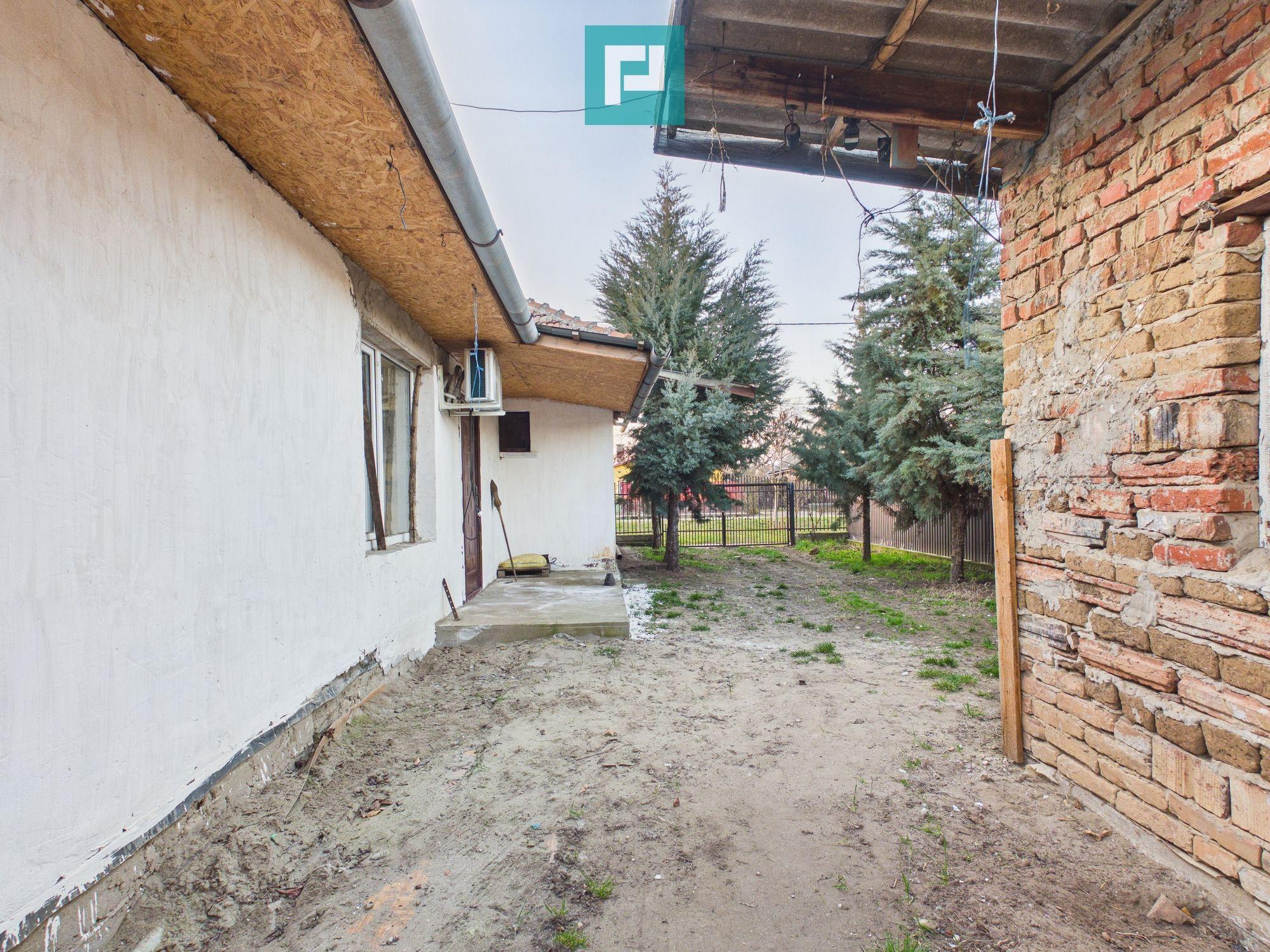 Casă din 2 corpuri cu 5 camere în Lőkösháza - 21