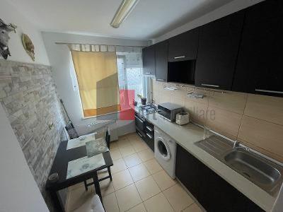 Inchiriez apartament, 2 cam, decomandat, in Militari, Piata Gorjului.