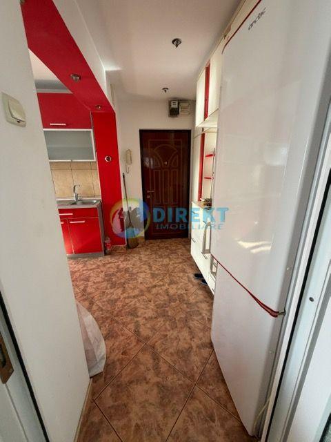 Apartament spatios , zona Lama , langa Generala 4 - 2