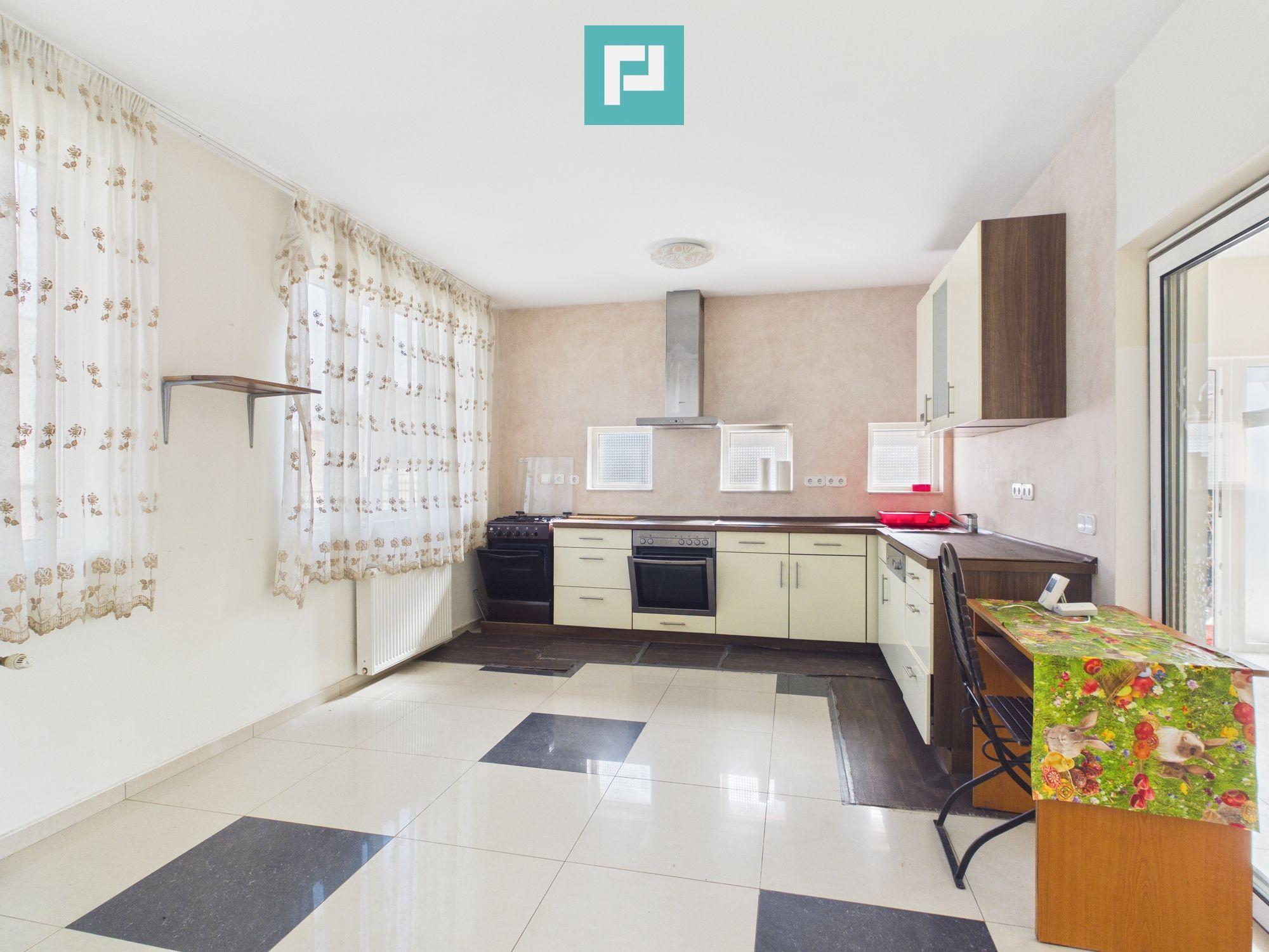 Casă individuală spre închiriat – Moșnița Nouă - 10