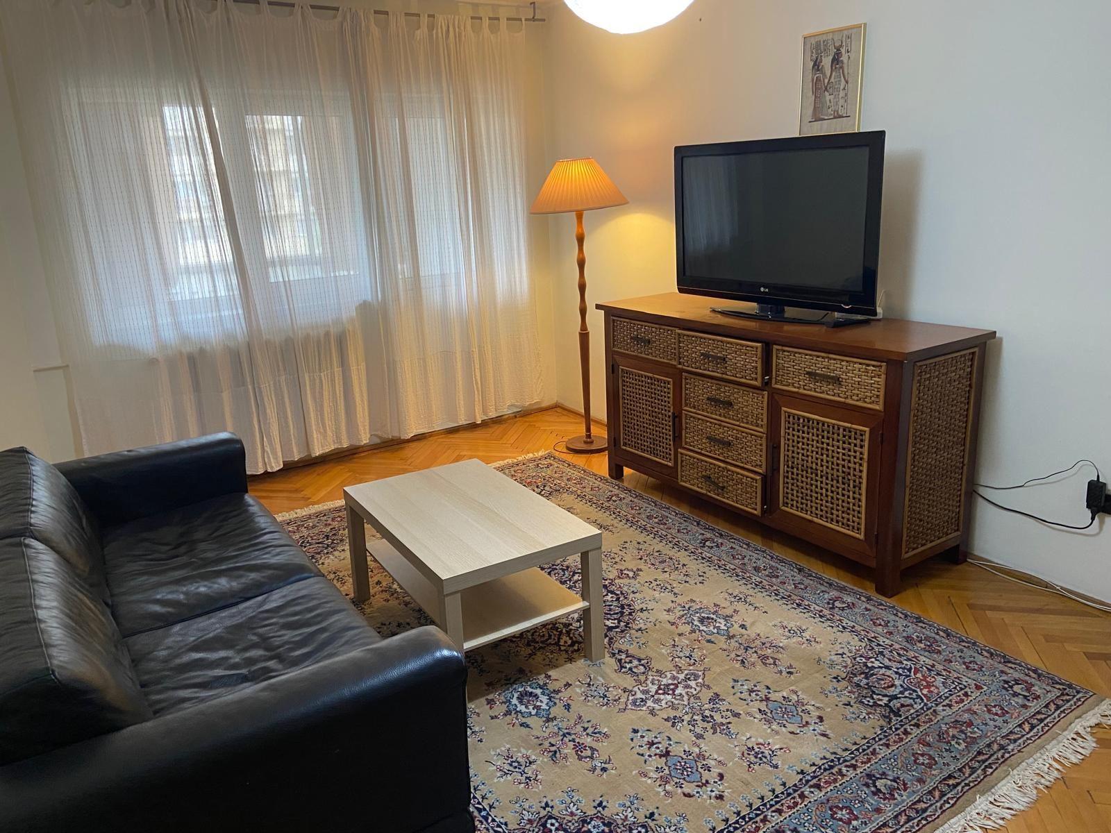 Închiriere apartament 3 camere, decomandat, zona Traian-Unirii - 4