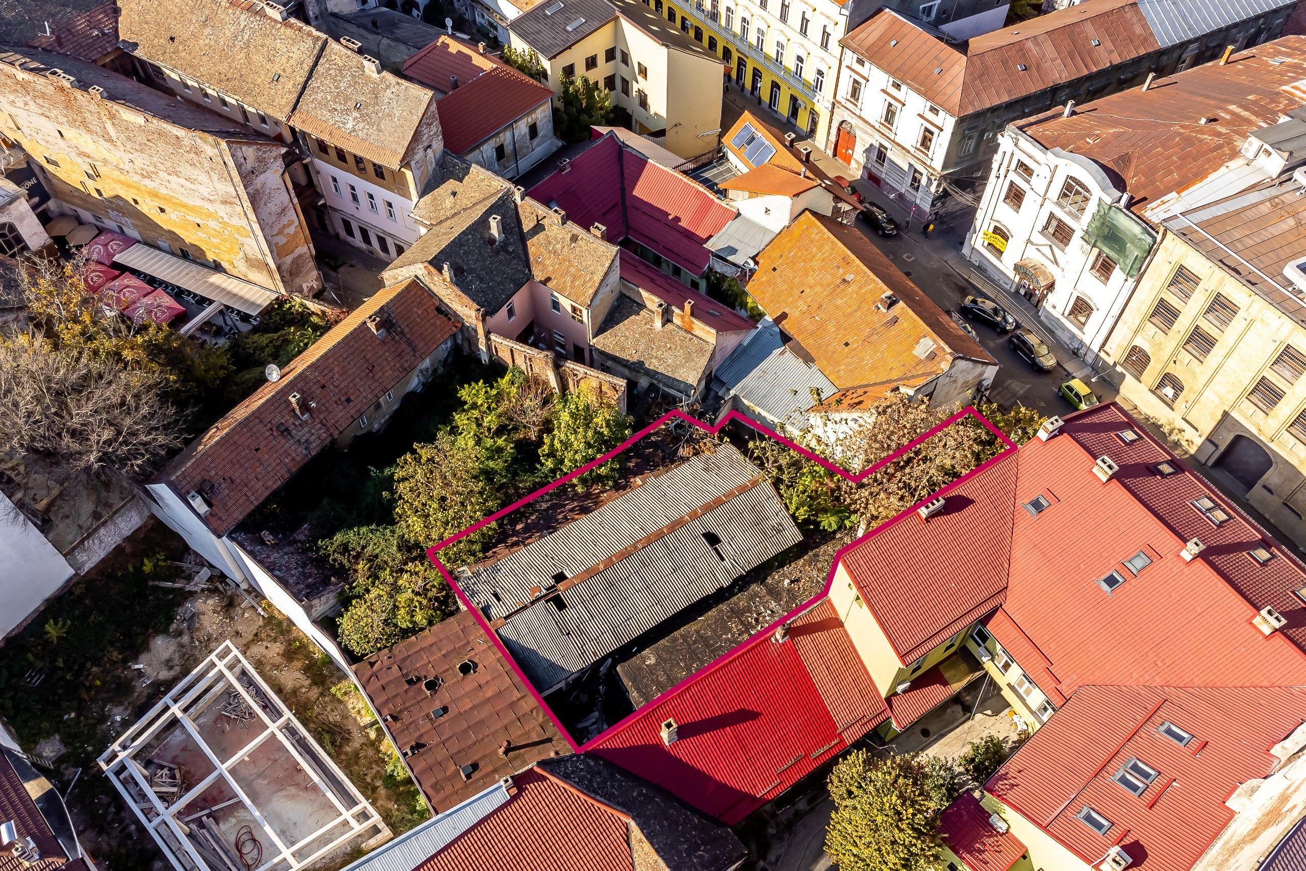 Teren de 439mp pe str. Unirii - 1