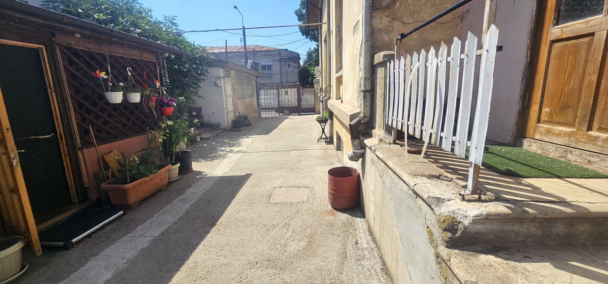 Casa de vanzare – Zona Centru, Strada Garii – 65.000€ - 2