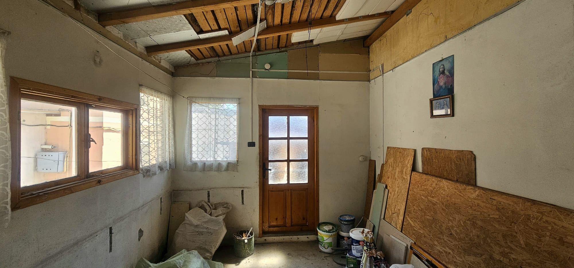 Casa de vanzare – Zona Centru, Strada Garii – 65.000€ - 4