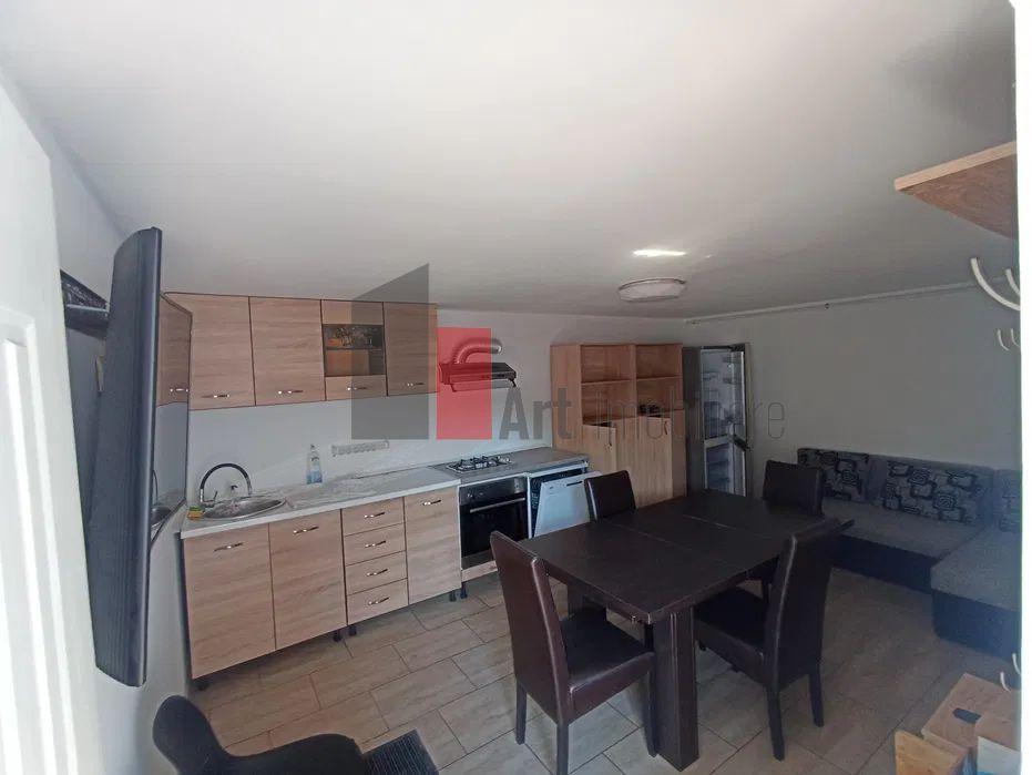 Casa de inchiriat in zona Giulesti - 2