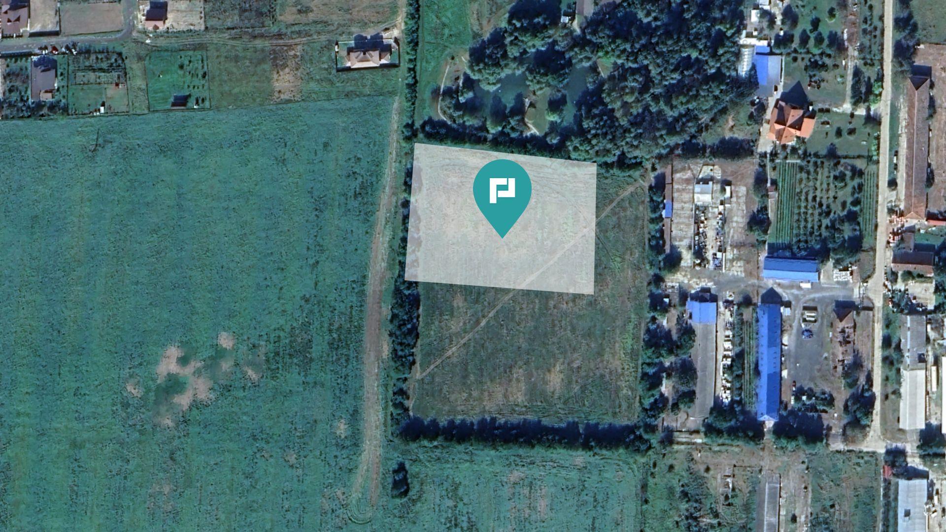 Teren 9500 mp în zona industrială - 1