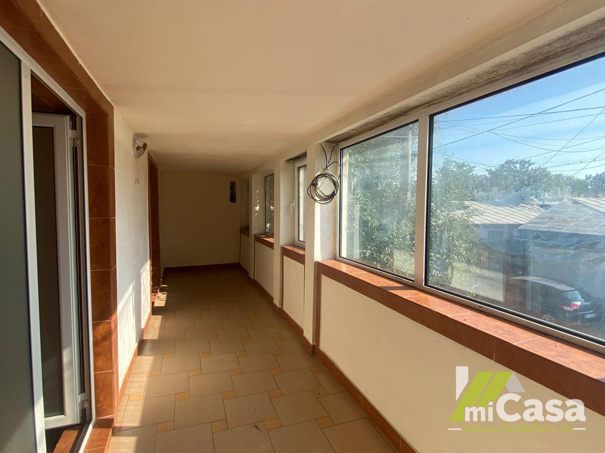 Casă spațioasă cu teren și anexe – Galați, str. Unirii - 10