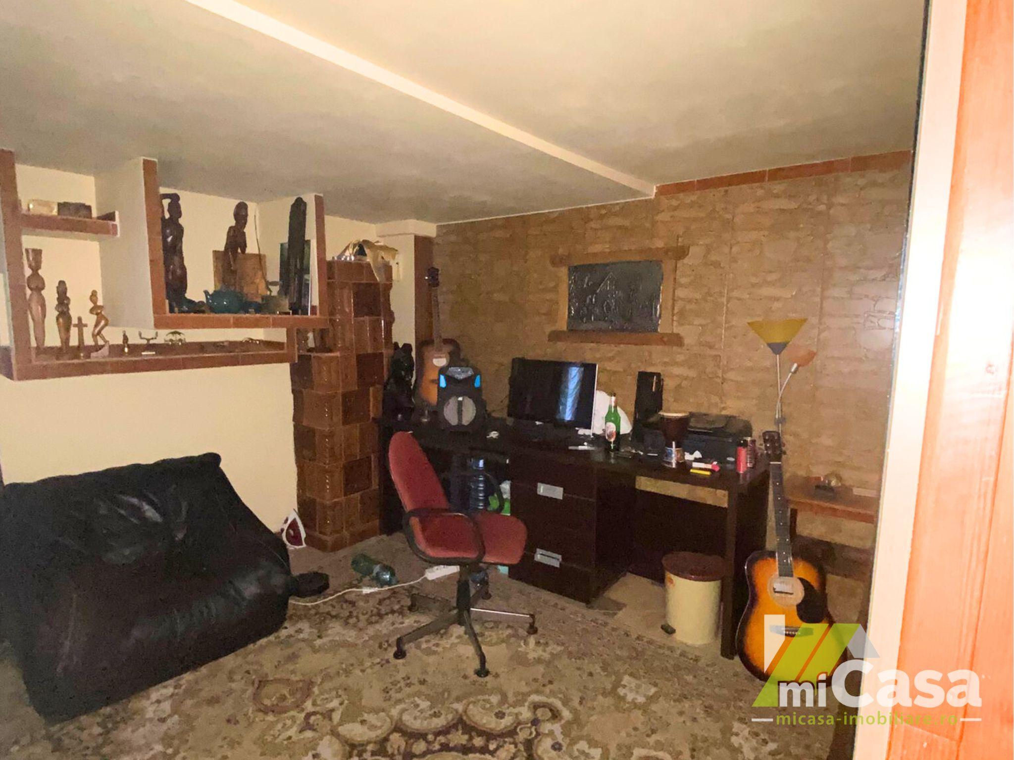 Casă spațioasă cu teren și anexe – Galați, str. Unirii - 6