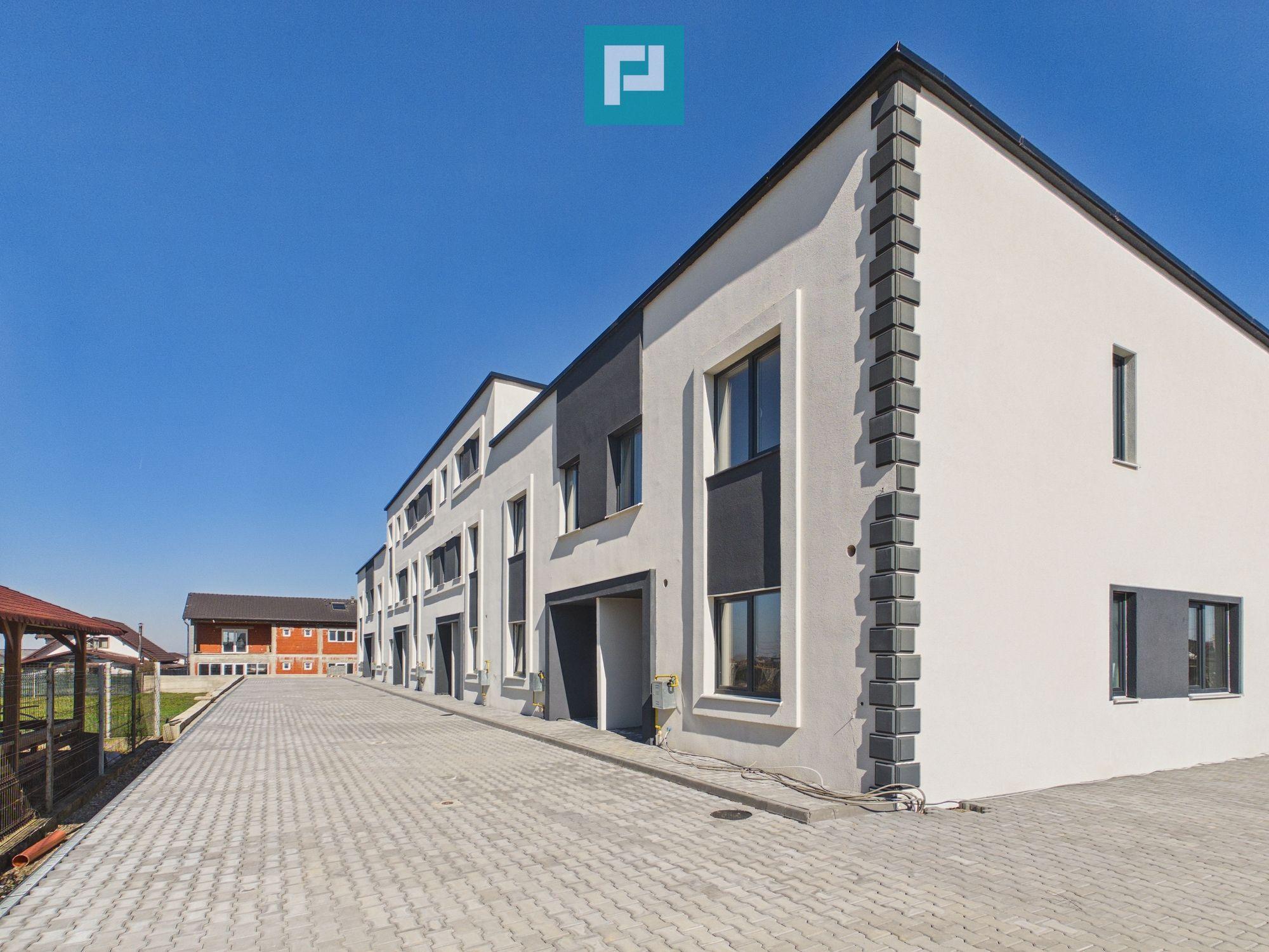 Casă Terraced / Townhouse, 120 mp utili, Sânmartin - 1