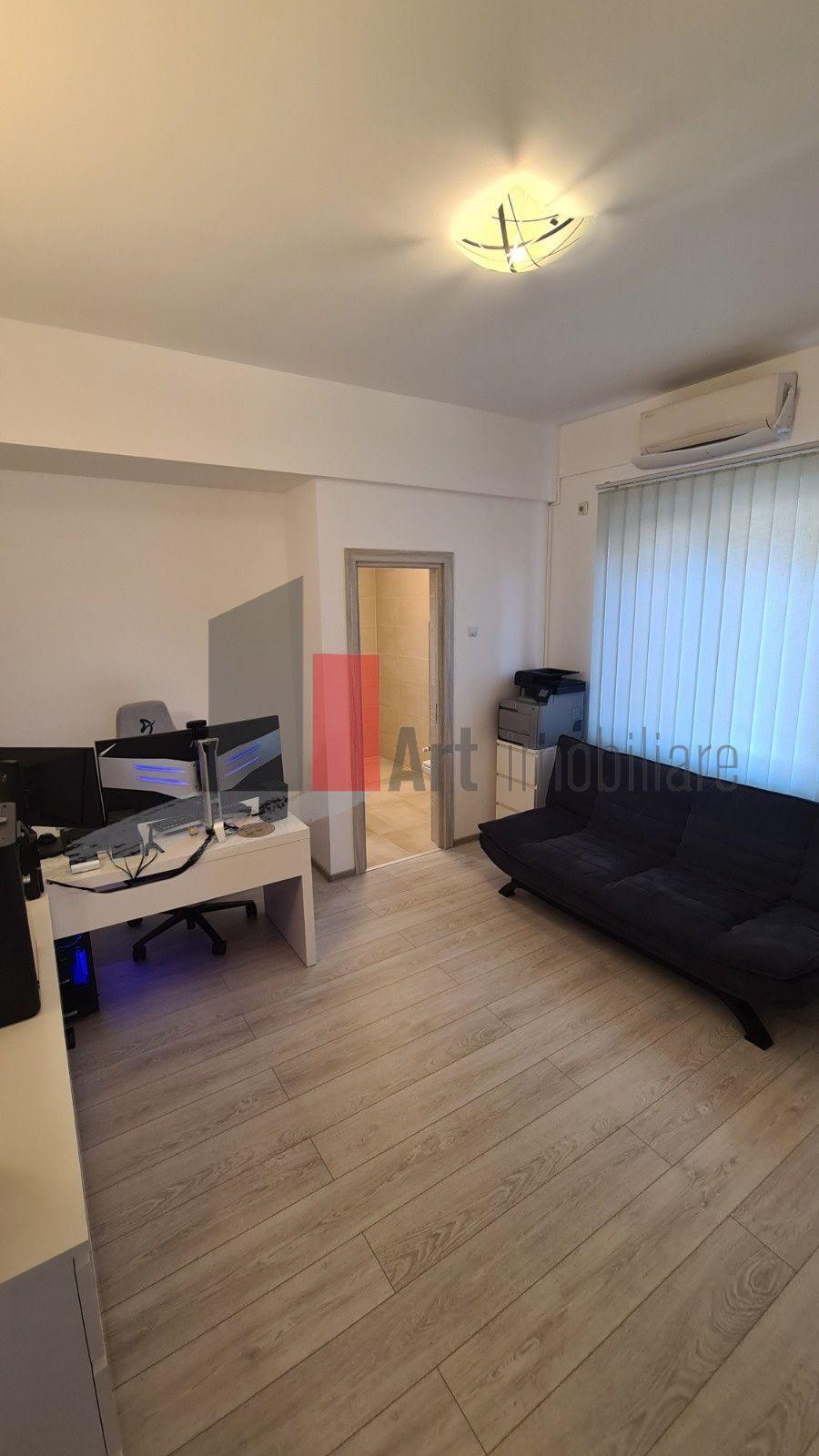 Apartament cu trei camere-Parcul Carol-Monetarie-cu centrala+loc de parcare - 2