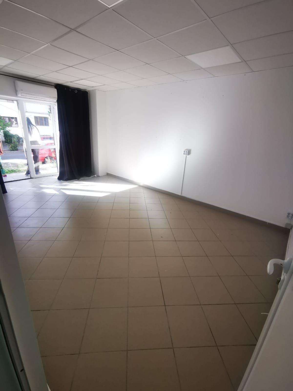 Spatiu comercial de vanzare – 75 mp, parter, Siderurgistilor Vest - 9