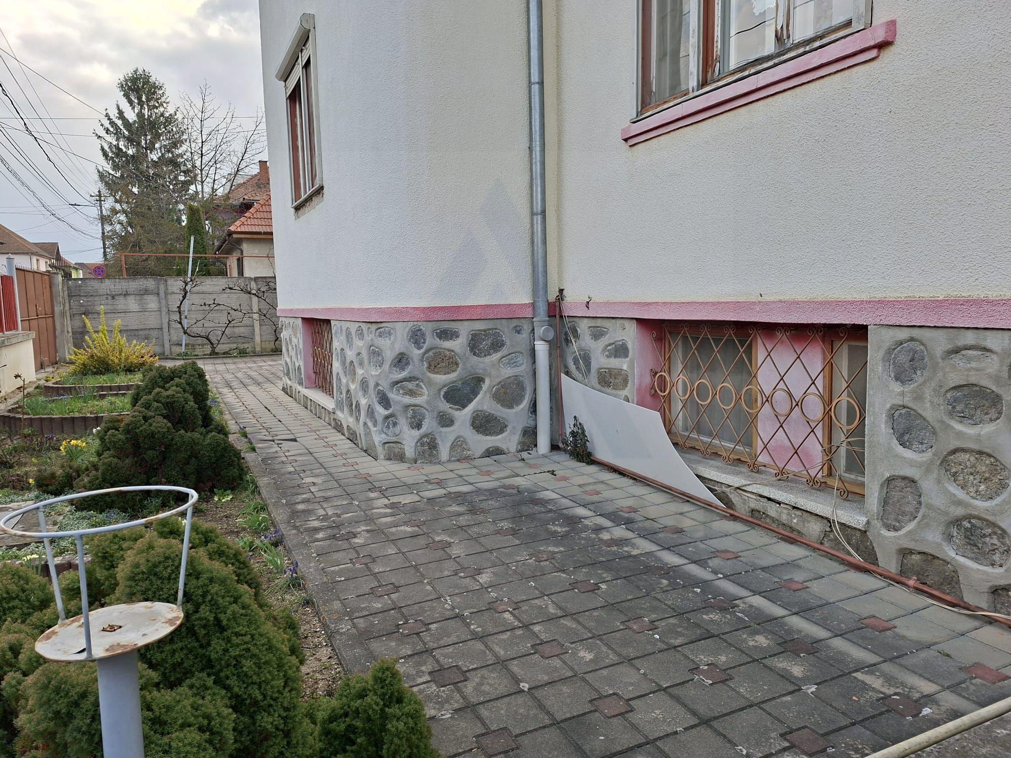 Casă individuală 283 mp utili cu teren 418 mp in zona Parcul Sub Arini - 2