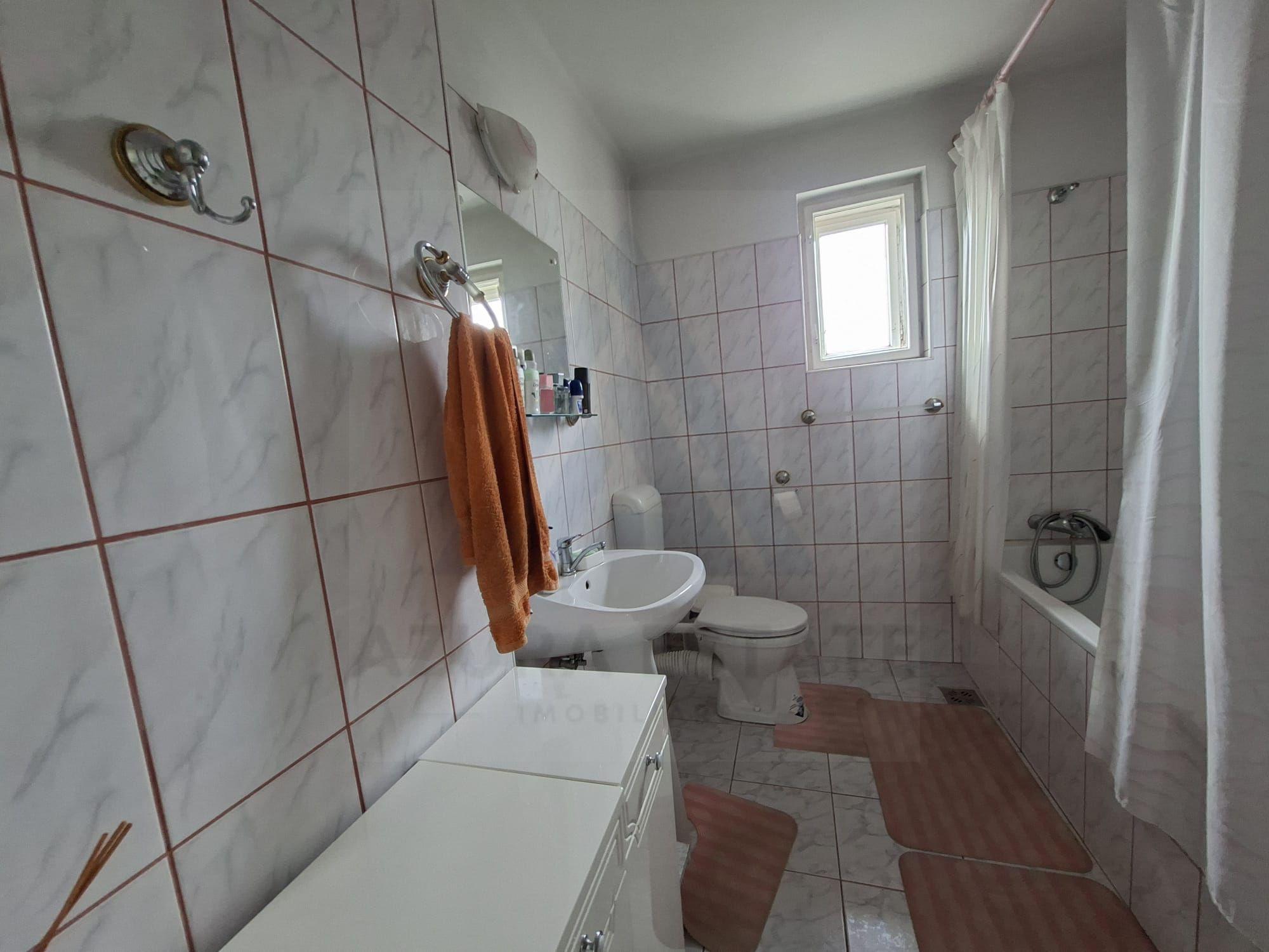 Casă individuală 283 mp utili cu teren 418 mp in zona Parcul Sub Arini - 7