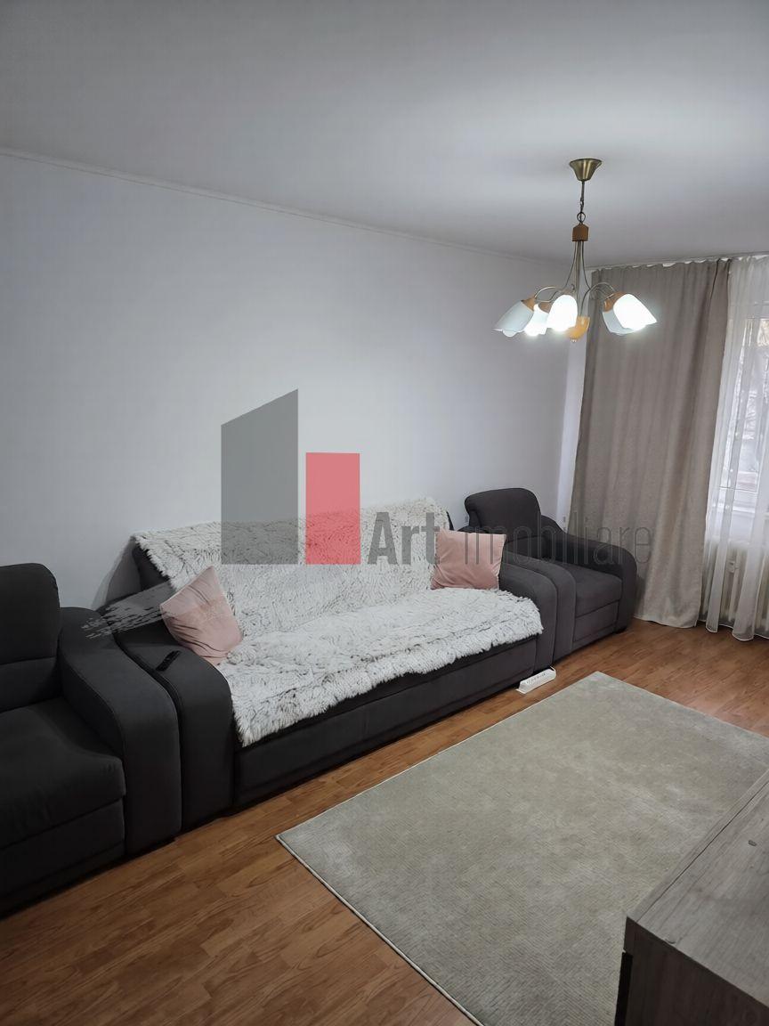 0% Comision, Apartament de vanzare 3 camere, et 2/8, Aparatorii Patriei - 1