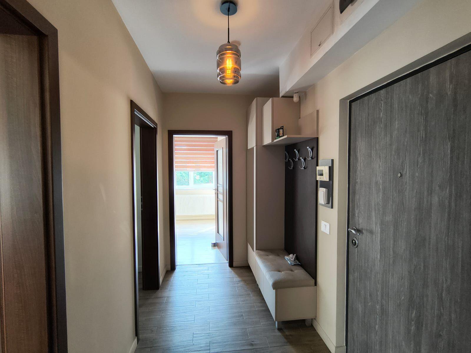 Chirie, 2 camere, Calea Aradului. 400 e/lună. Comision 0 - 5