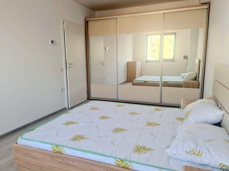 Apartament cu 2 camere, mobilat si utilat - Roka Residence, Micro 17 - 4