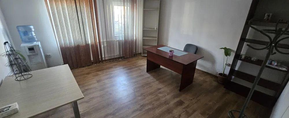 De inchiriat birouri zona Port, Faleza - 1