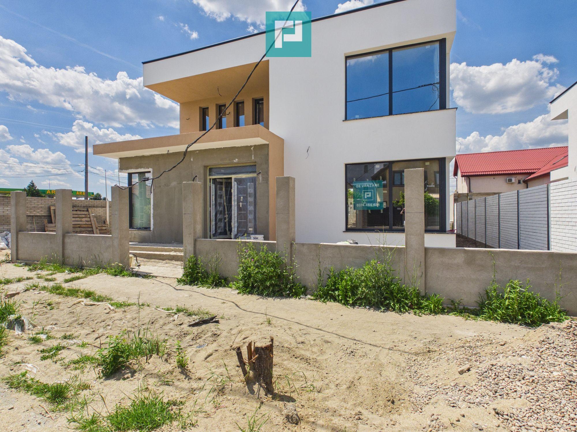 Casă deosebită în Parneava – Strada Griviței - 1