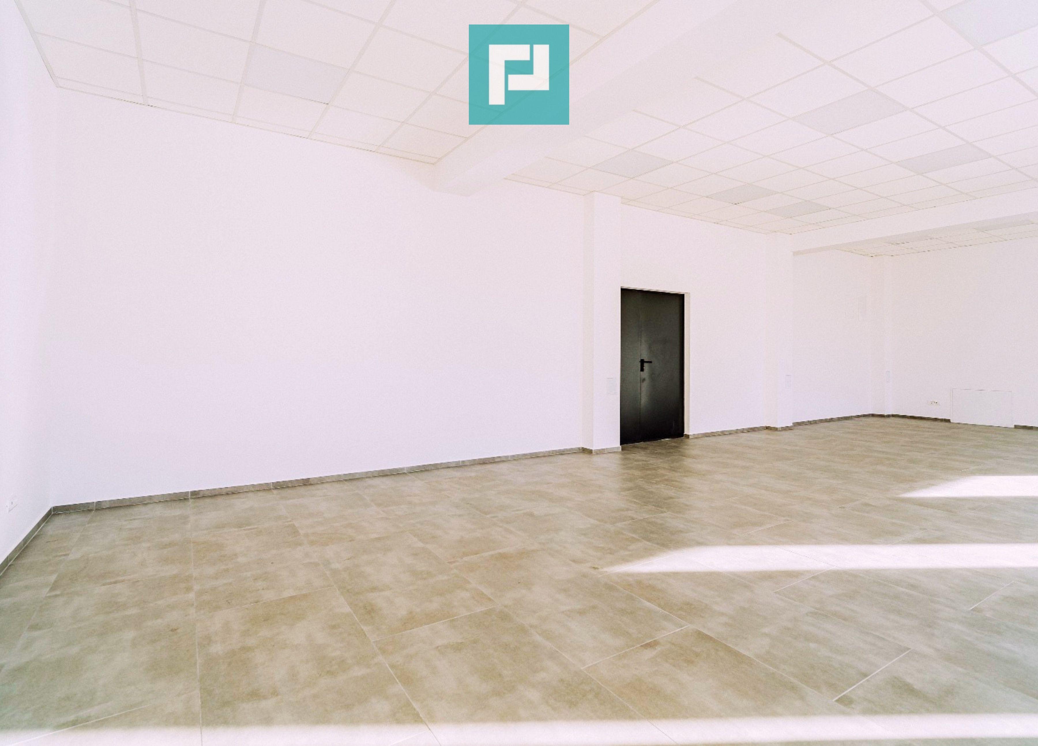 Spațiu comercial nou, vitrine mari, Calea Clujului - 10