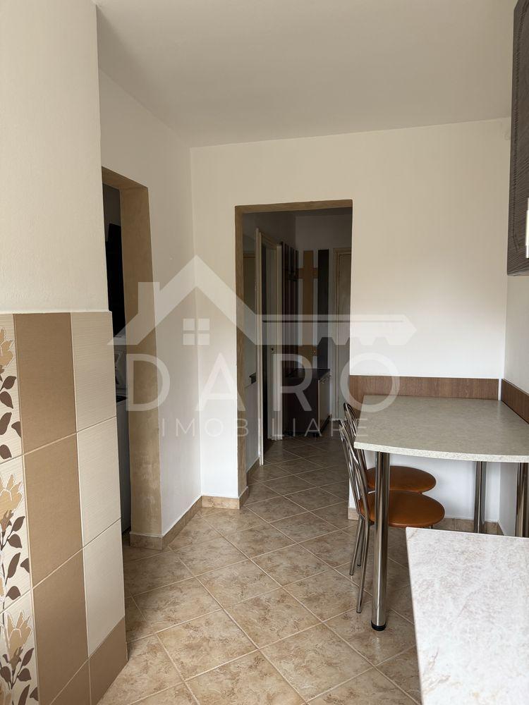 Apartament 2 camere decomandat, zona Aleea Cornisa - 2