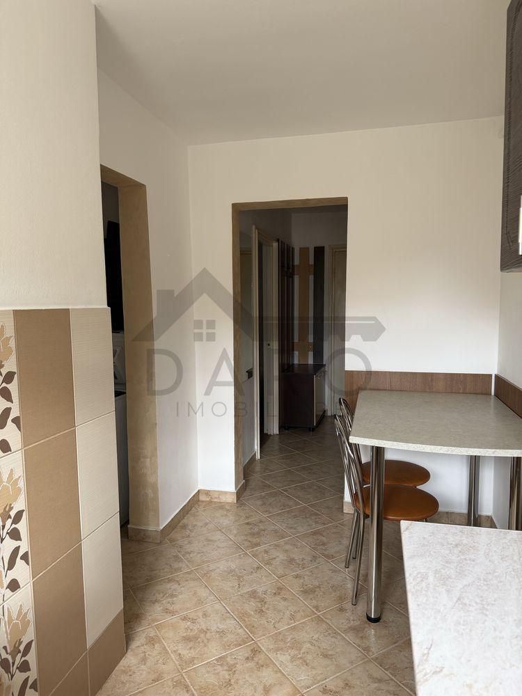 Apartament 2 camere decomandat, zona Aleea Cornisa - 2