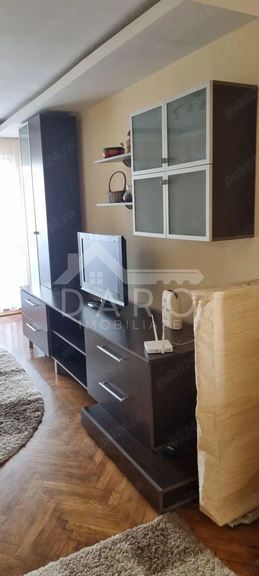 Inchiriez apartament cu 3 camere in Tudor, modificat si amenajat complet mobilat. - 1