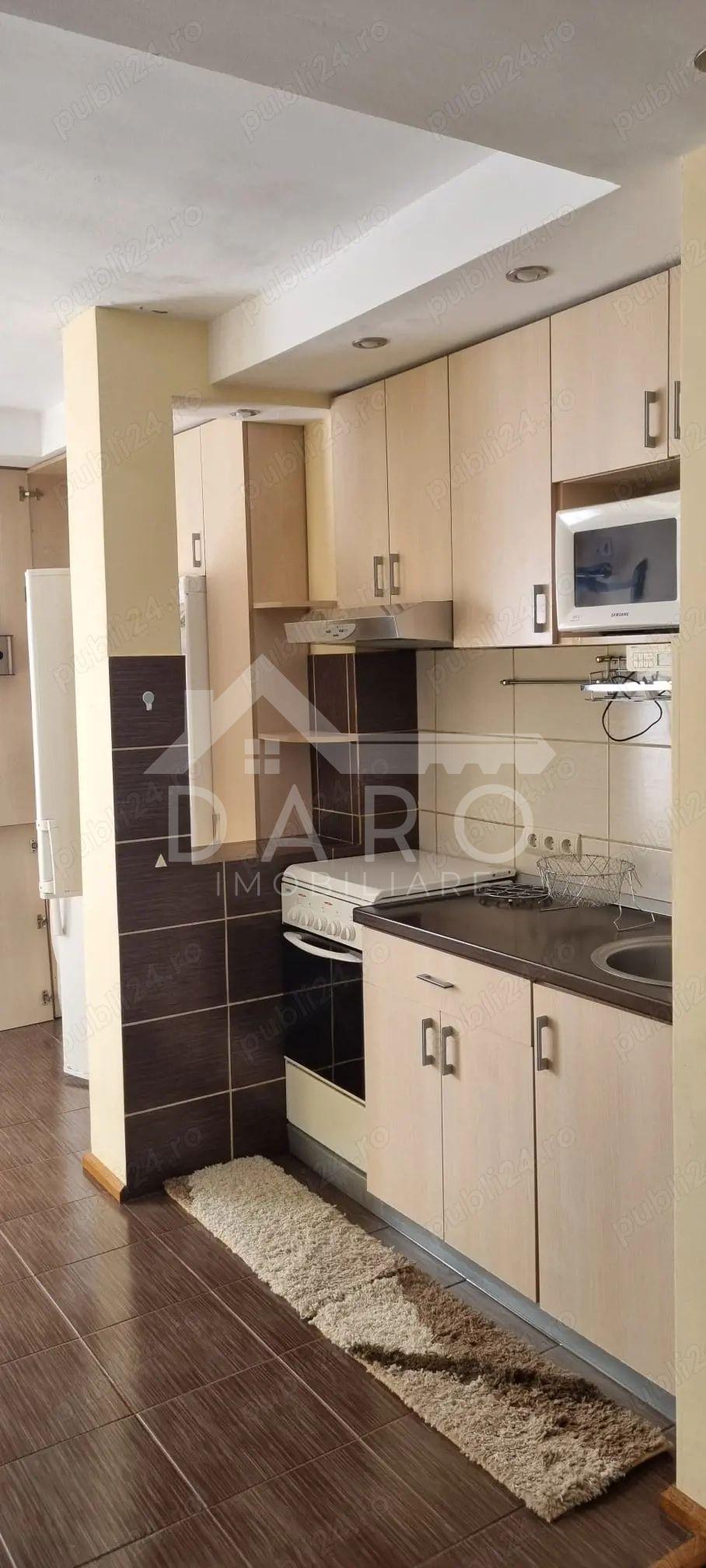 Inchiriez apartament cu 3 camere in Tudor, modificat si amenajat complet mobilat. - 7