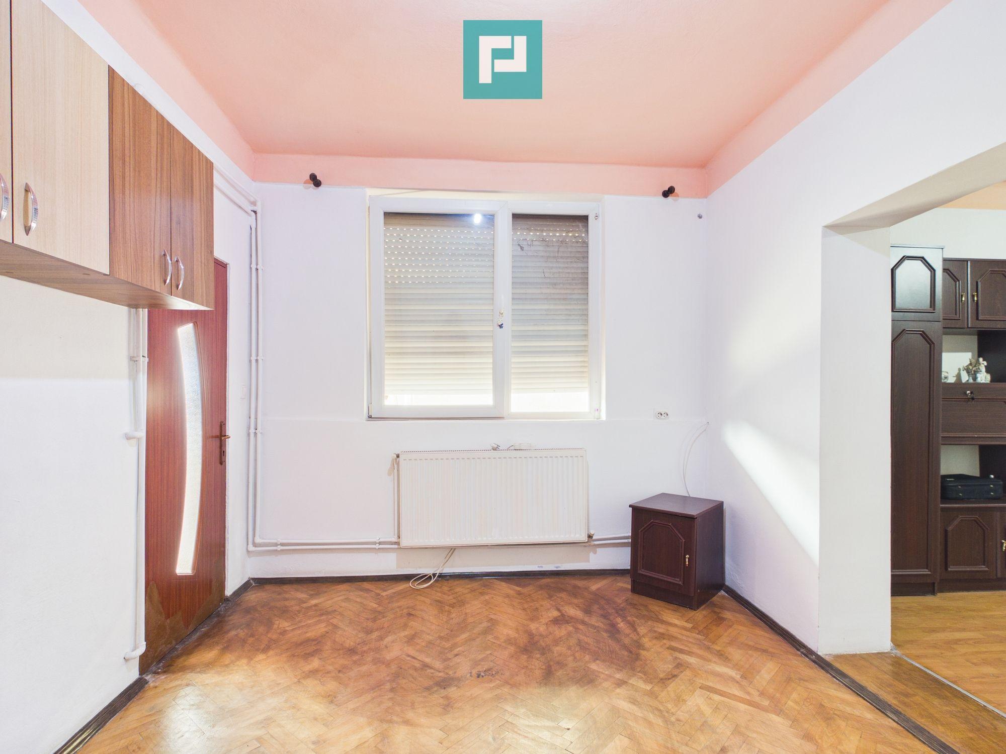 2 case separate + curte 1400 mp – Zona Dâmbovița - 18