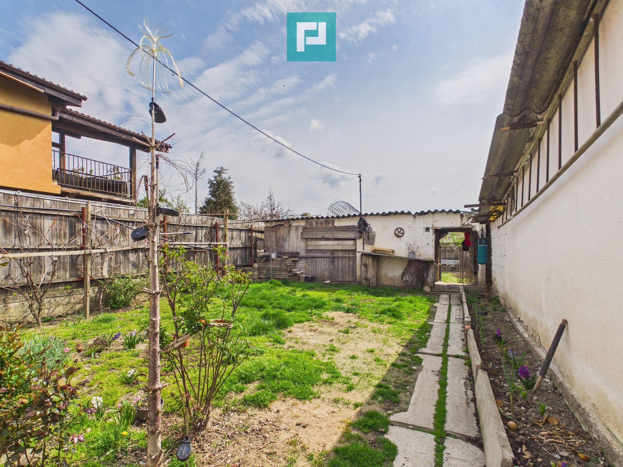 2 case separate + curte 1400 mp – Zona Dâmbovița - 27