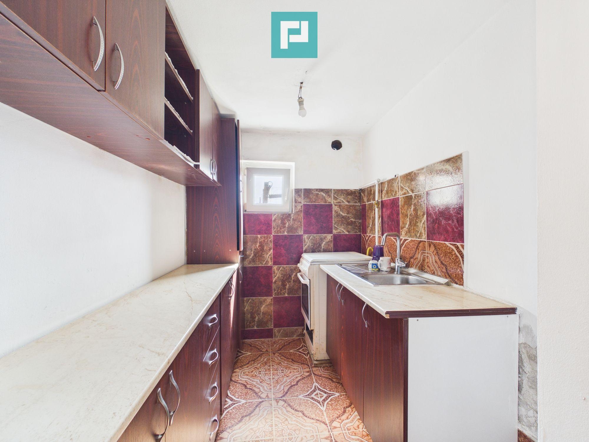 2 case separate + curte 1400 mp – Zona Dâmbovița - 33