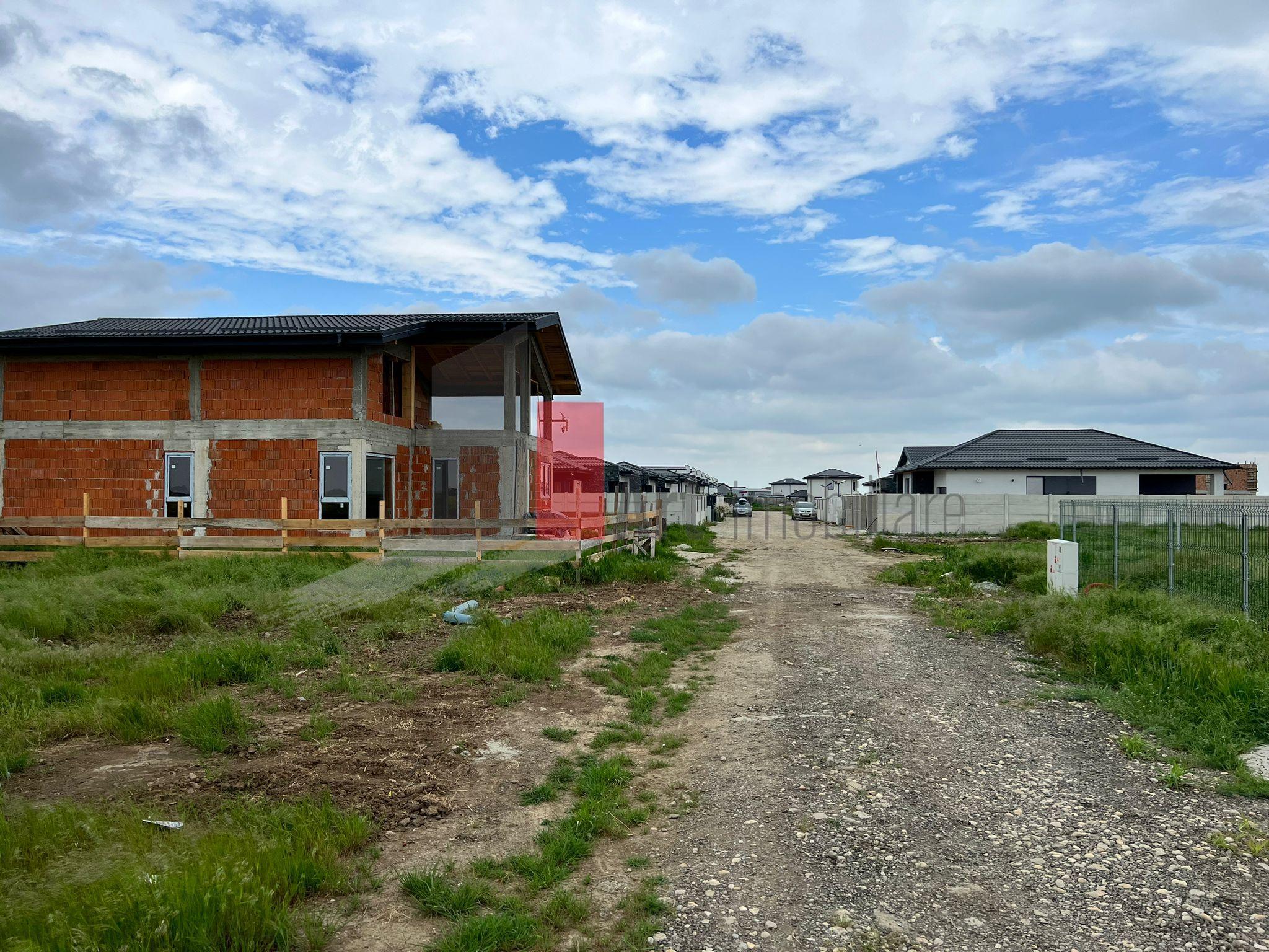 De vânzare 3 loturi de teren in comuna Berceni-Vidra - 1