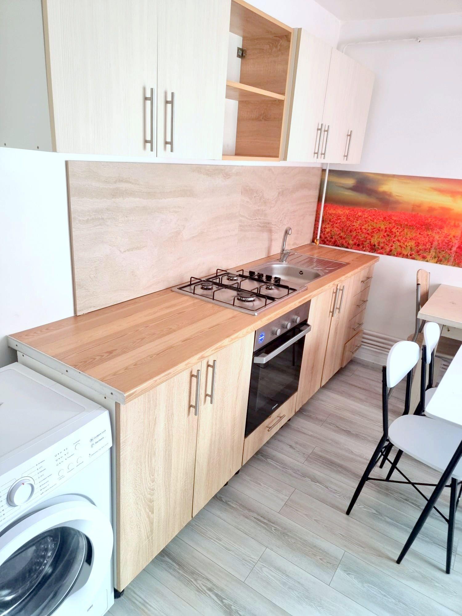 De inchiriat - apartament cu 3 camere în zona Gara - Centrul orașului - 9