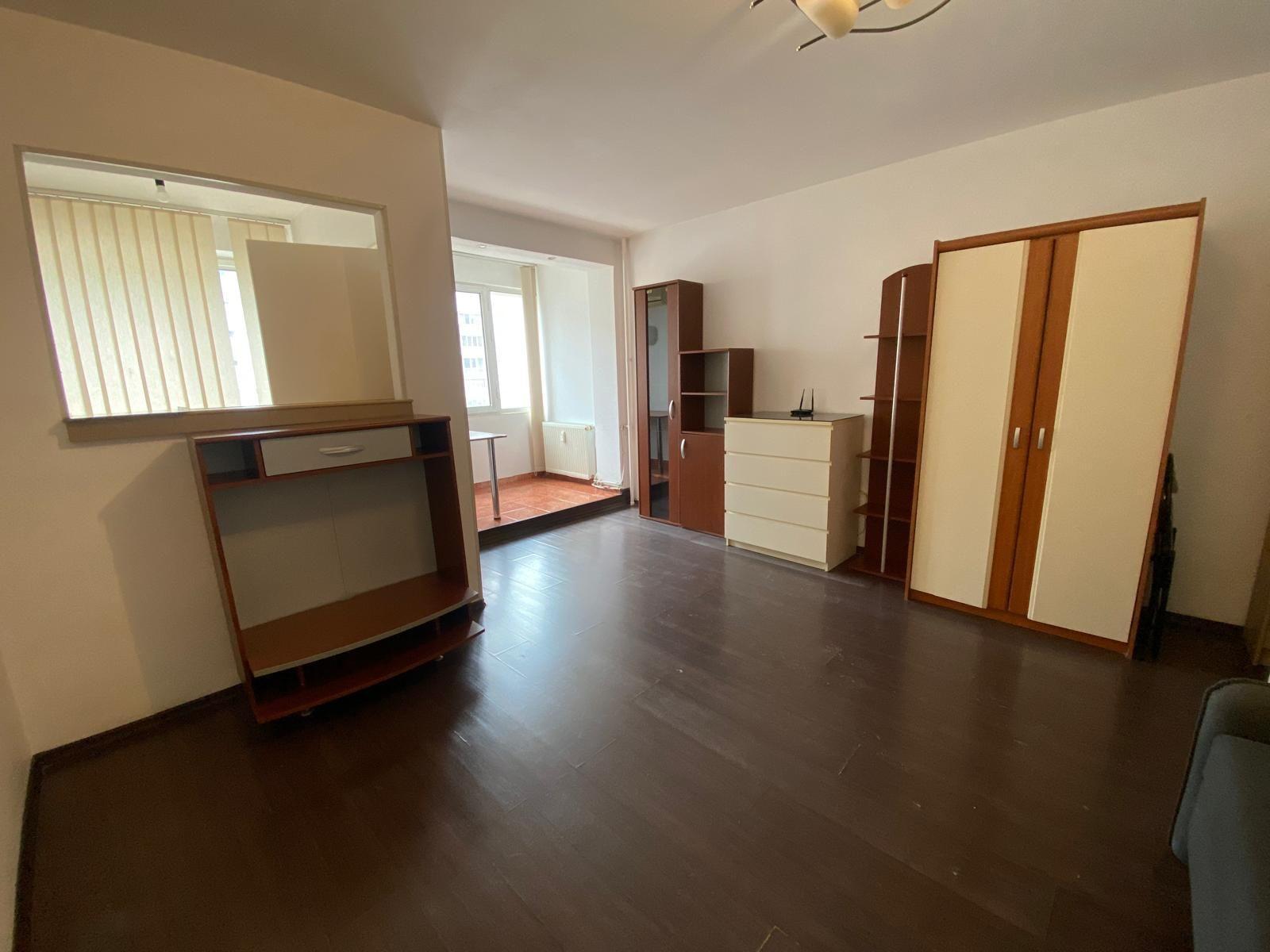 Garsoniera Dristor- Metrou - 3