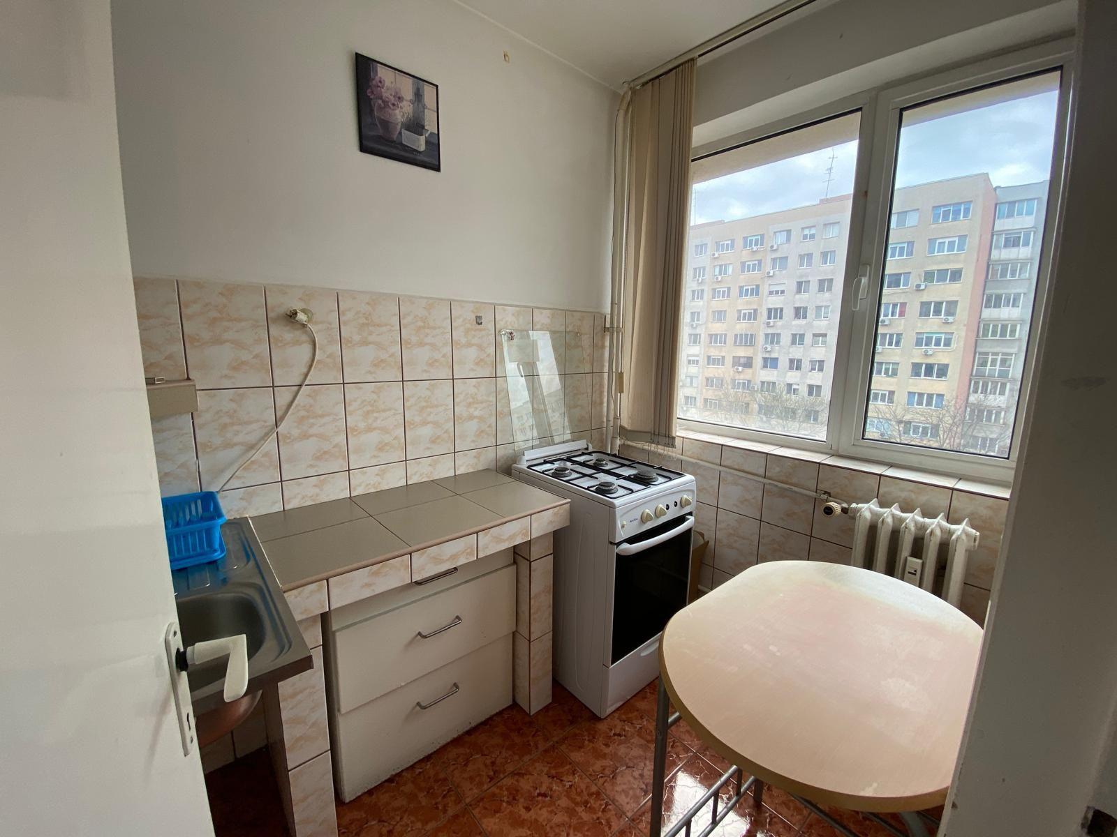 Garsoniera Dristor- Metrou - 4