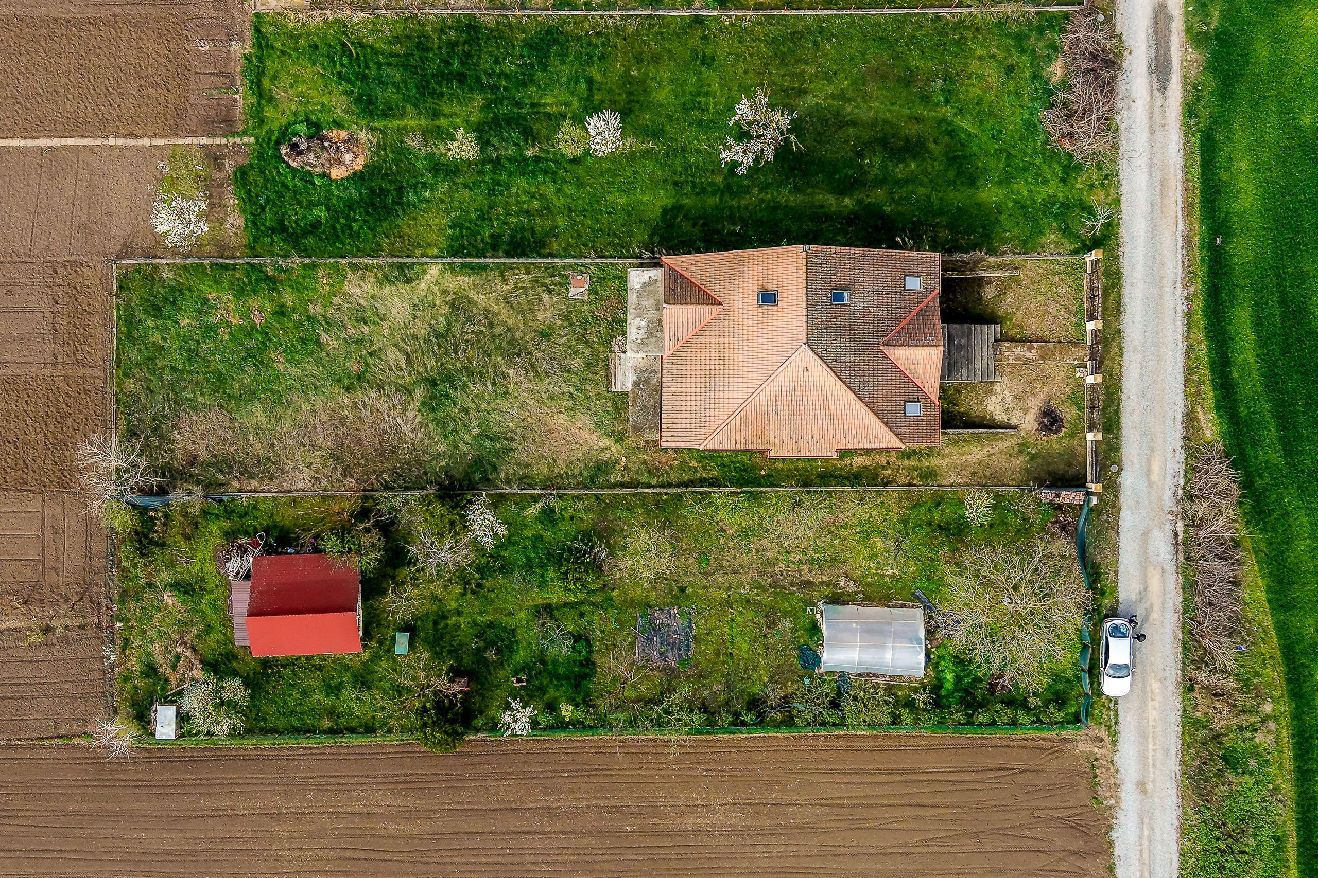 PRET NOU! Casă 6 camere - la roșu - Zimandcuz, Arad – COMISION 0 - 6