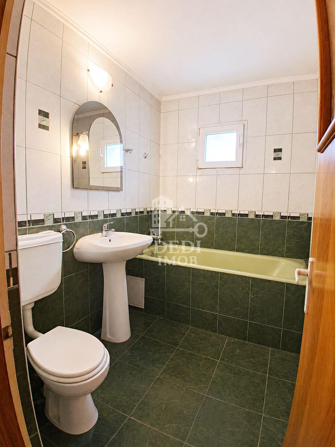 Apartament 3 camere de vânzare in zona Decebal, Oradea - 8