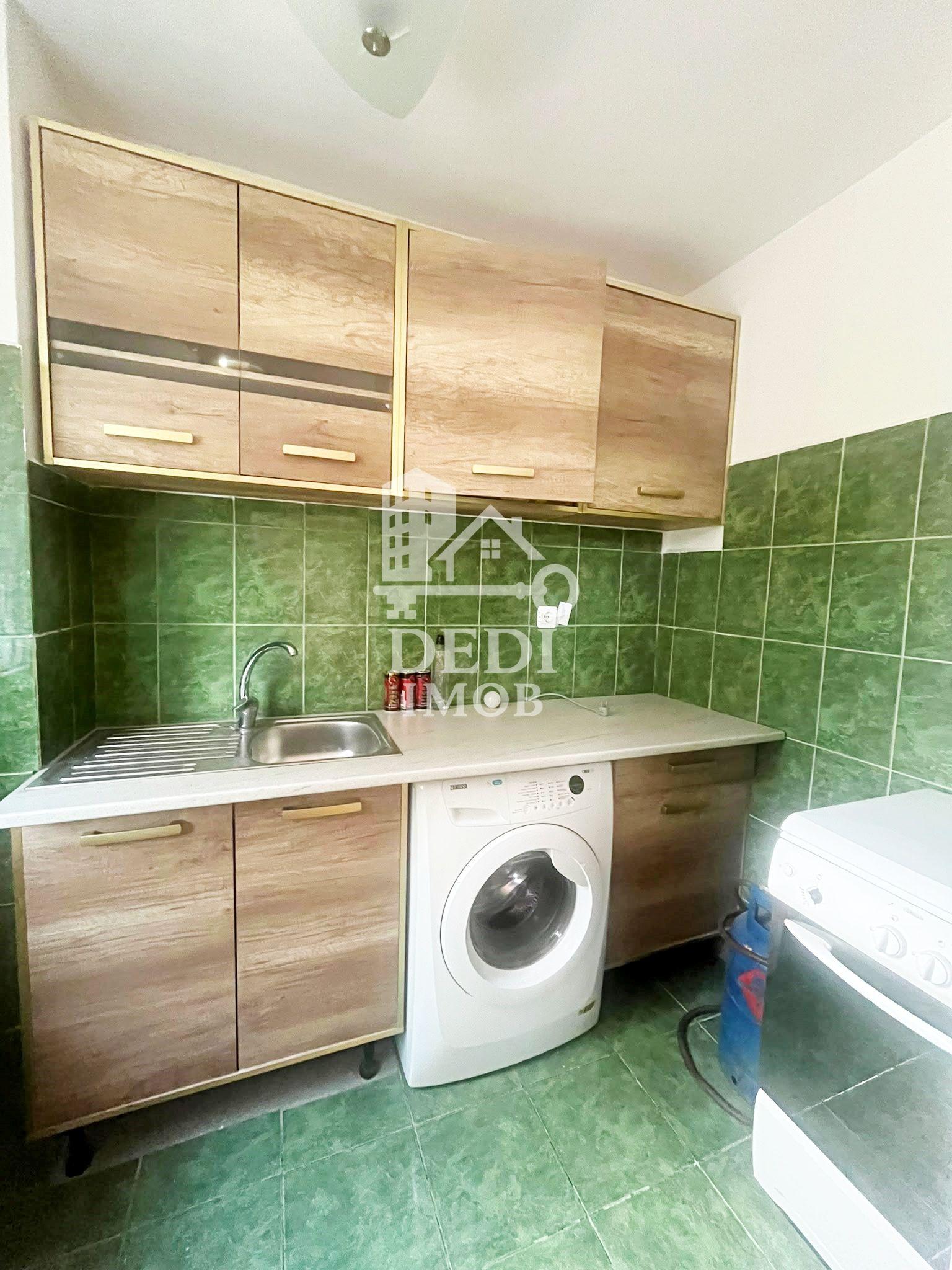 Apartament 1 camere de de vanzare zona Rogerius, Oradea - 2