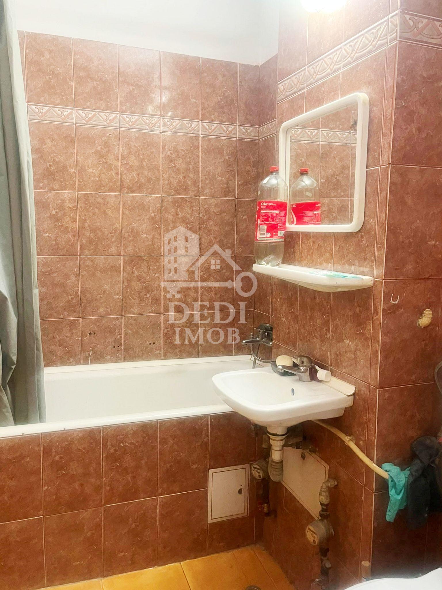 Apartament 1 camere de de vanzare zona Rogerius, Oradea - 5