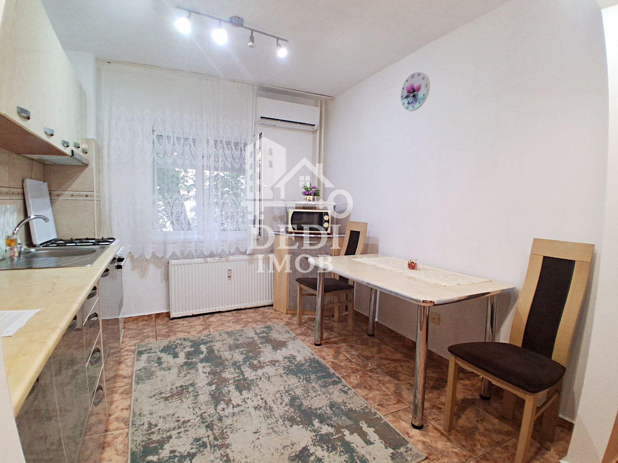 Apartament cu 3 camere de inchiriat zona Rogerius, Oradea - 8