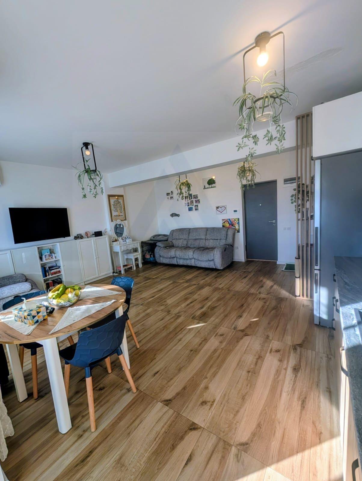 Apartament modern 71 mp utili 3 camere 2 bai balcon Doamna Stanca - 3