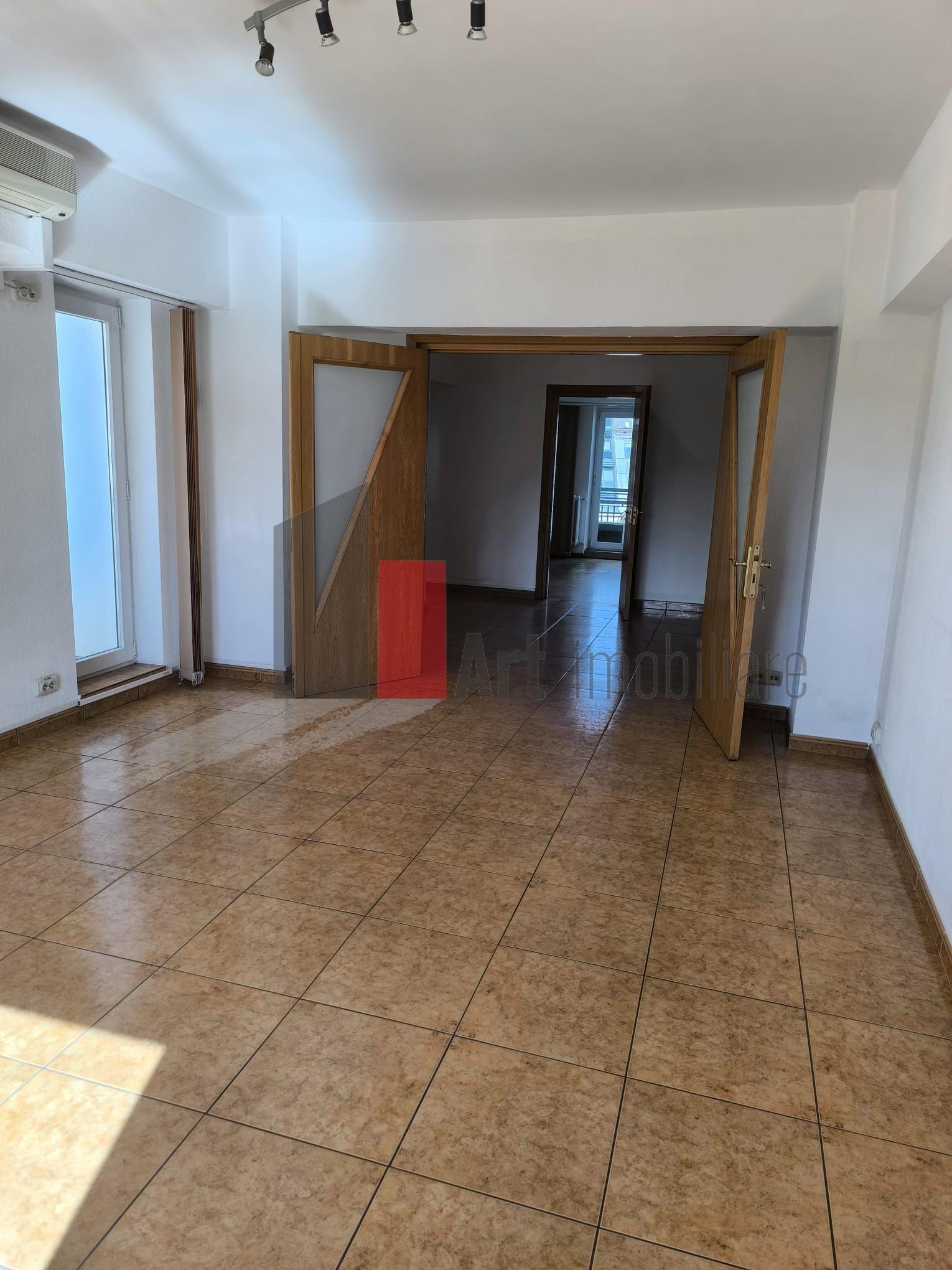 Inchiriere 4 Camere Unirii - Piata Unirii - 2