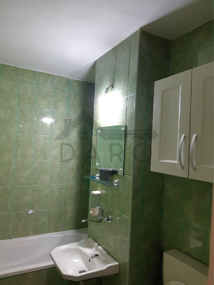 Inchiriez apartament doua camere - 5