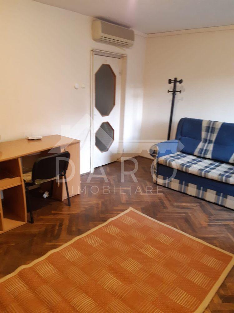 Inchiriez apartament doua camere - 3