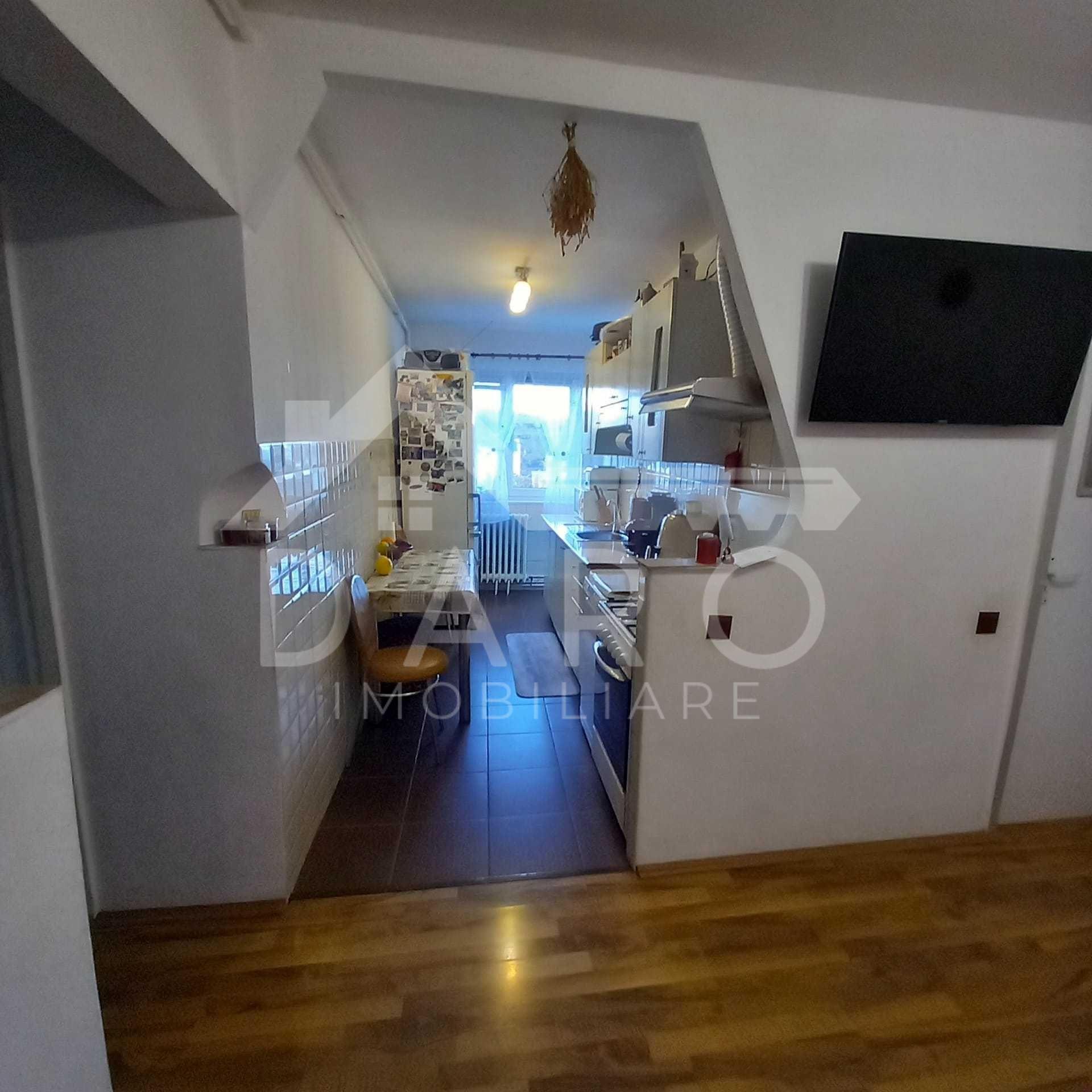 Vand apartame,2 canere - 3