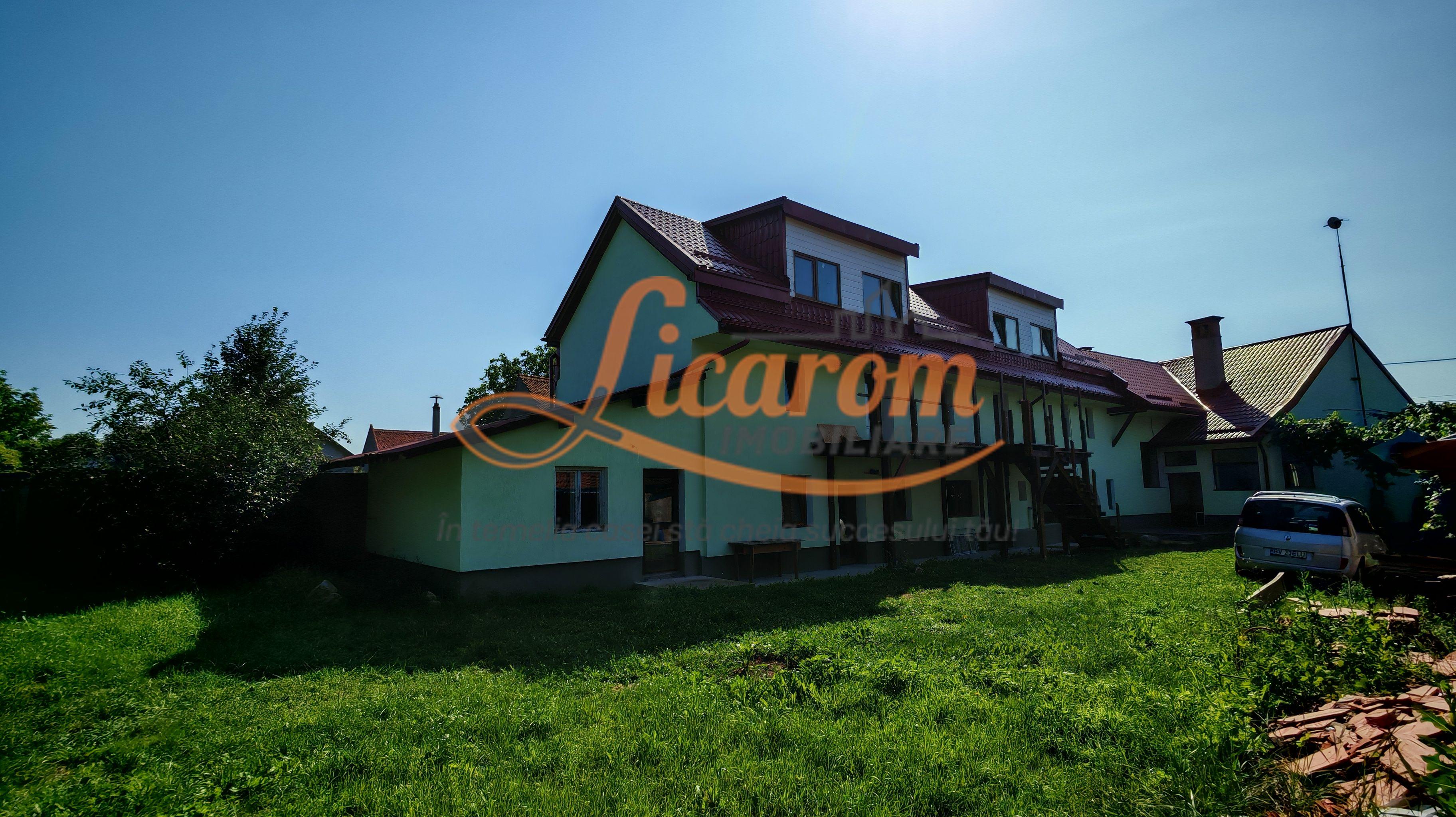 CASA SASEASCA comuna VULCAN,zona foarte buna,teren 3000 mp - 9