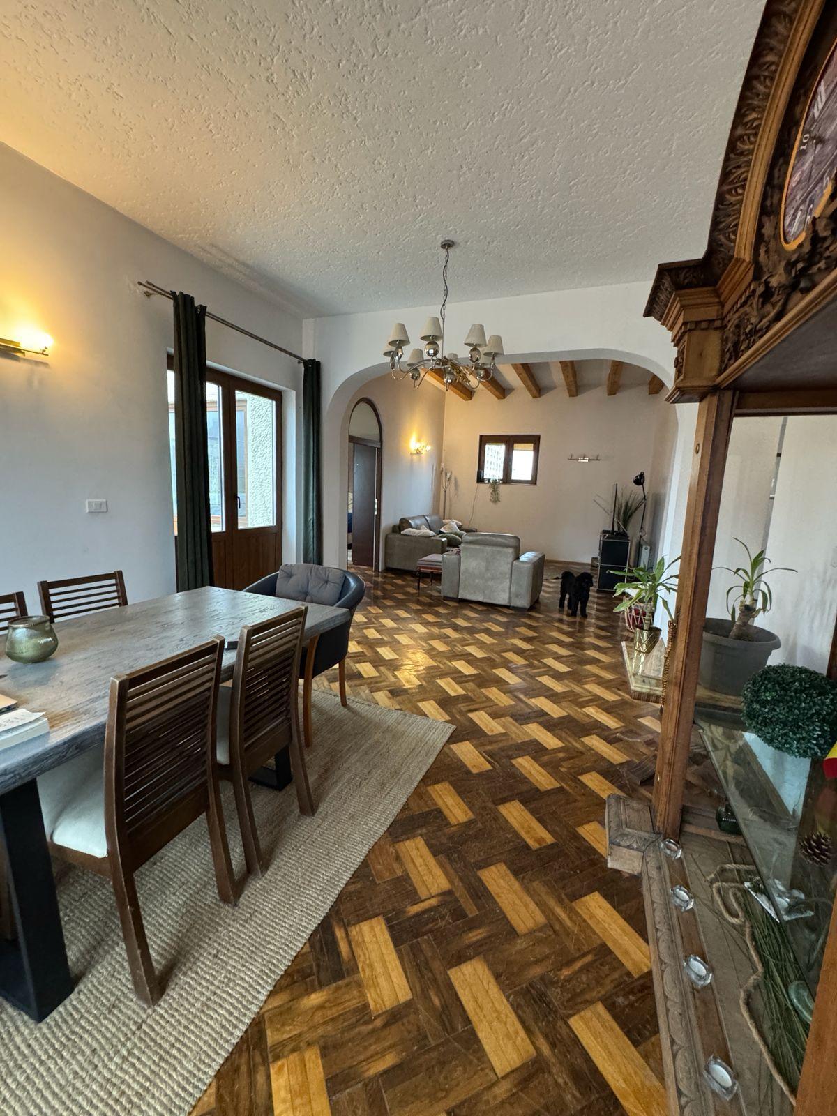 Penthouse cu terasa 50mp - Universitate - 1