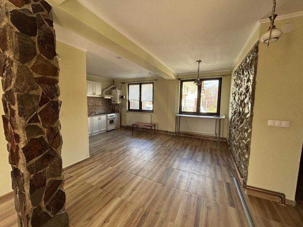 Casa 3 dormitoare curte de 300 mp utili garaj deschis Calea Surii Mici - 1